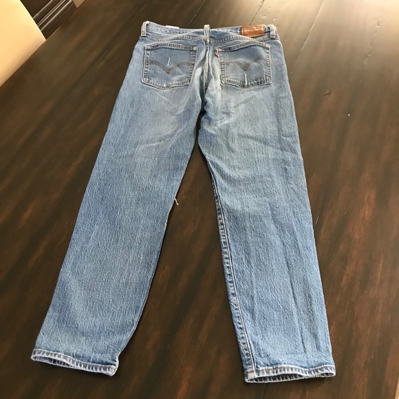 Levi's Premium Wedgie Jeans Size 28 Ripped - Picture 4 of 5
